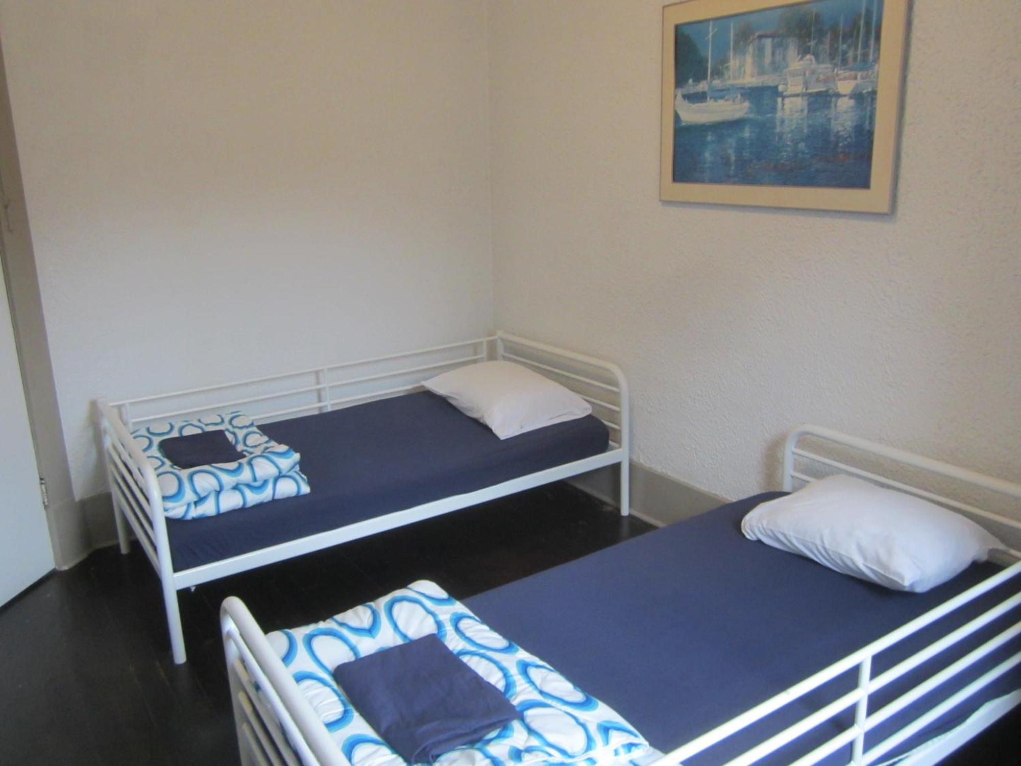St Clair Hostel Vancouver Room photo